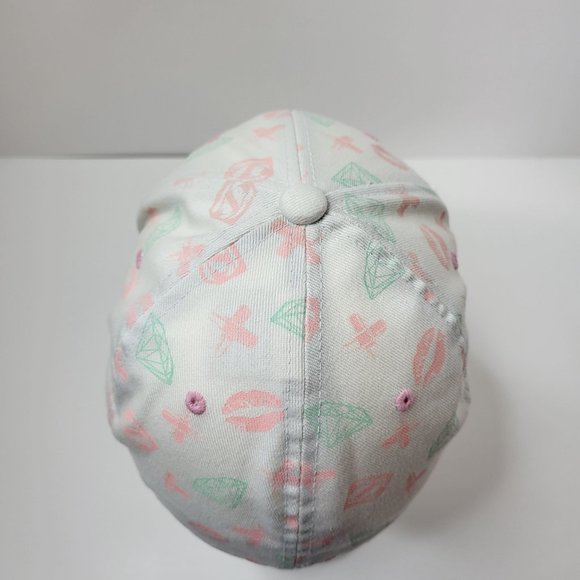 Jetpilot Cap: Cream - Lipstick Diamonds and Kisses‎ Pattern- Flexfit - OSFA Hat - Picture 7 of 14